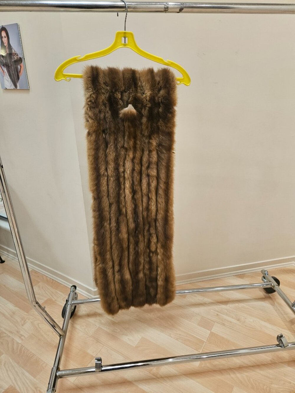 Vintage Holt Renfrew Maximilian Natural Mink Shawl - Picture 3 of 6